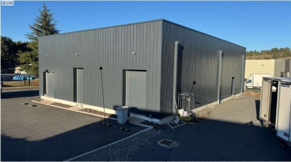 Bâtiment artisanal / abattoir - Polignac (43) – Image 3